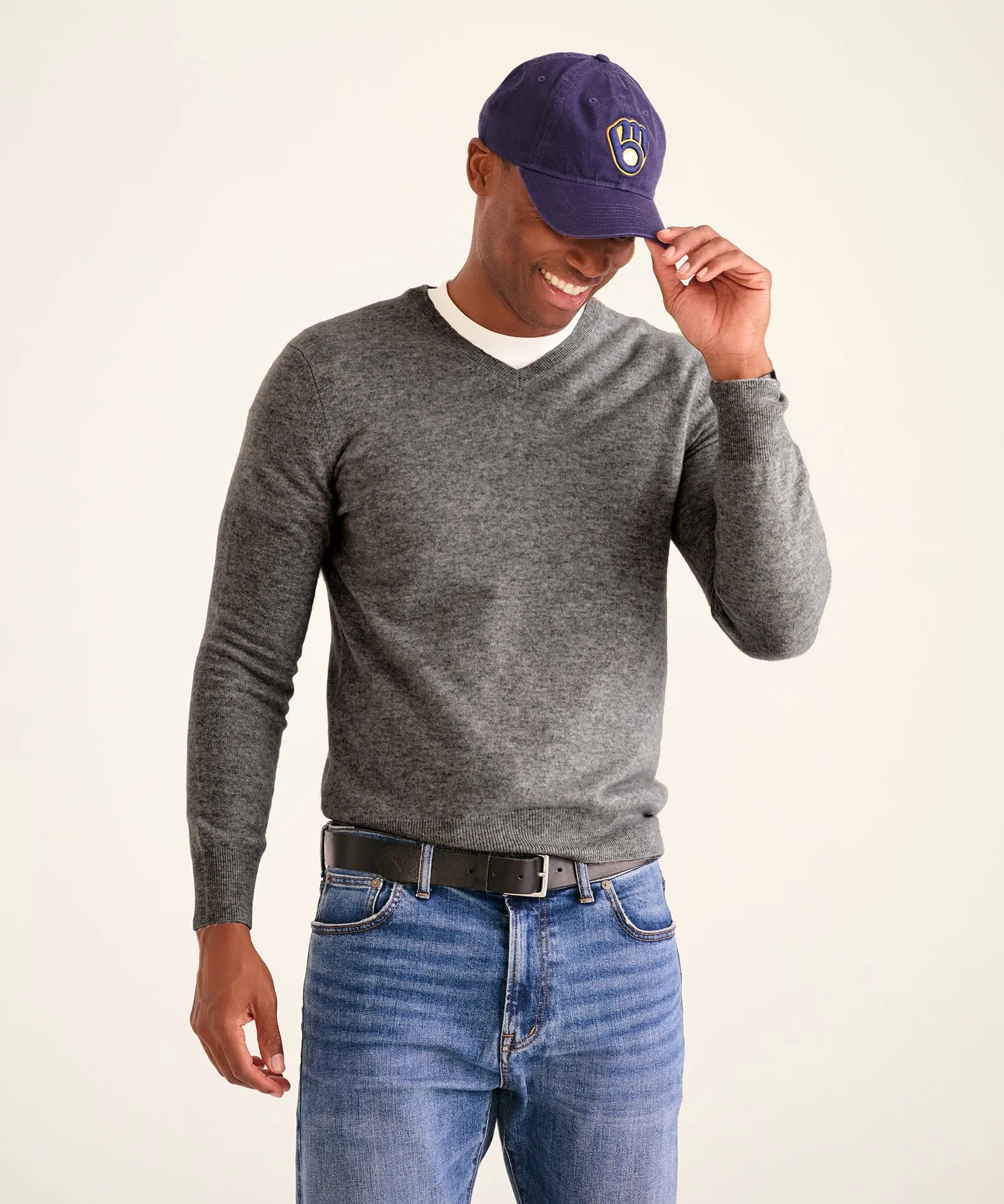 The Original Cashmere V-Neck Sweater Men's